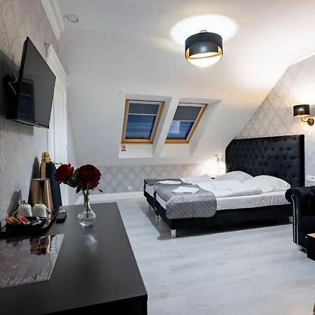 مزرعة للإقامة Dworek Kurowski