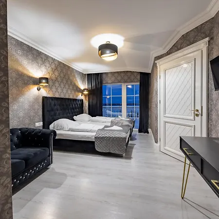 مزرعة للإقامة Dworek Kurowski شتشيتسين