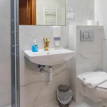 Dworek Kurowski Farmház