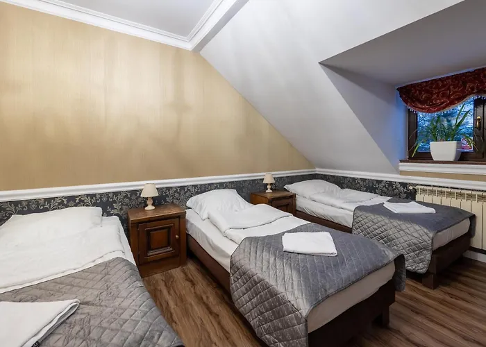 Dworek Kurowski Farm stay *