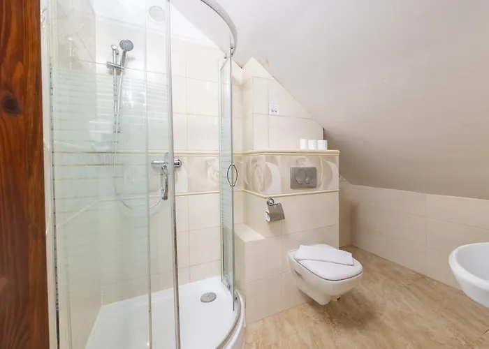 Dworek Kurowski Farm stay *